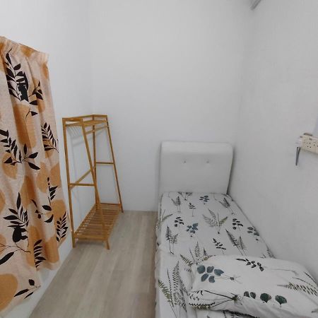 Hutton Lane Hostel Georgetown Buitenkant foto